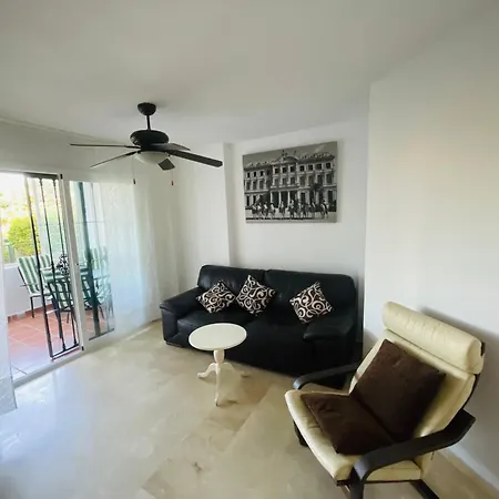 Brisas Apartment *